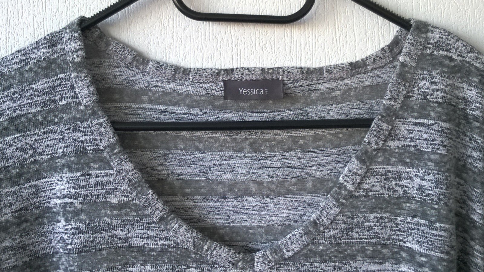 Pulli Strickpulli Pullover Oberteil Oversize Feinstrick grau meliert gestreift Gr. XS Yessica