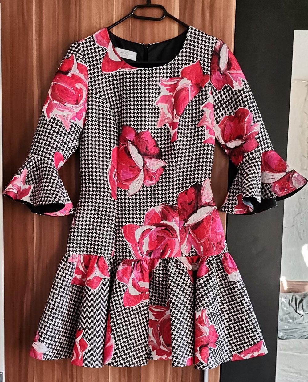 Damen Kleid von Carla Ruiz 