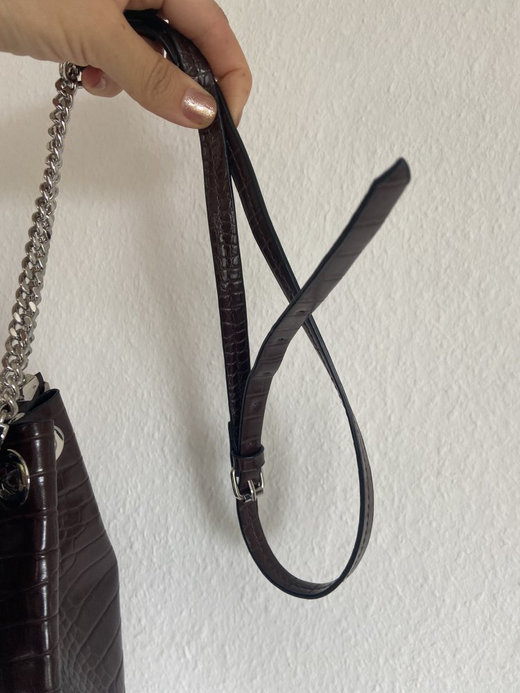 Zara Tasche