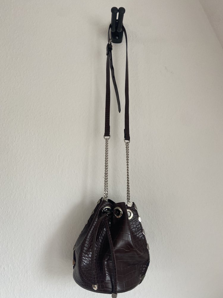 Zara Tasche