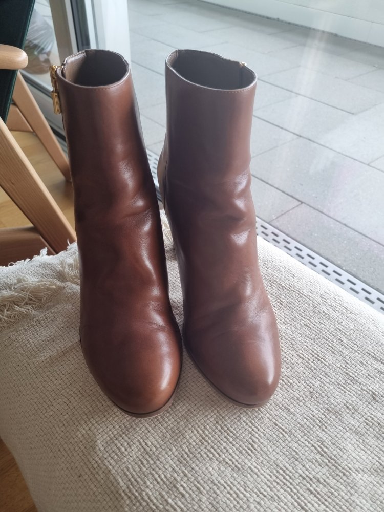 Michael Kors boots size 39(8)