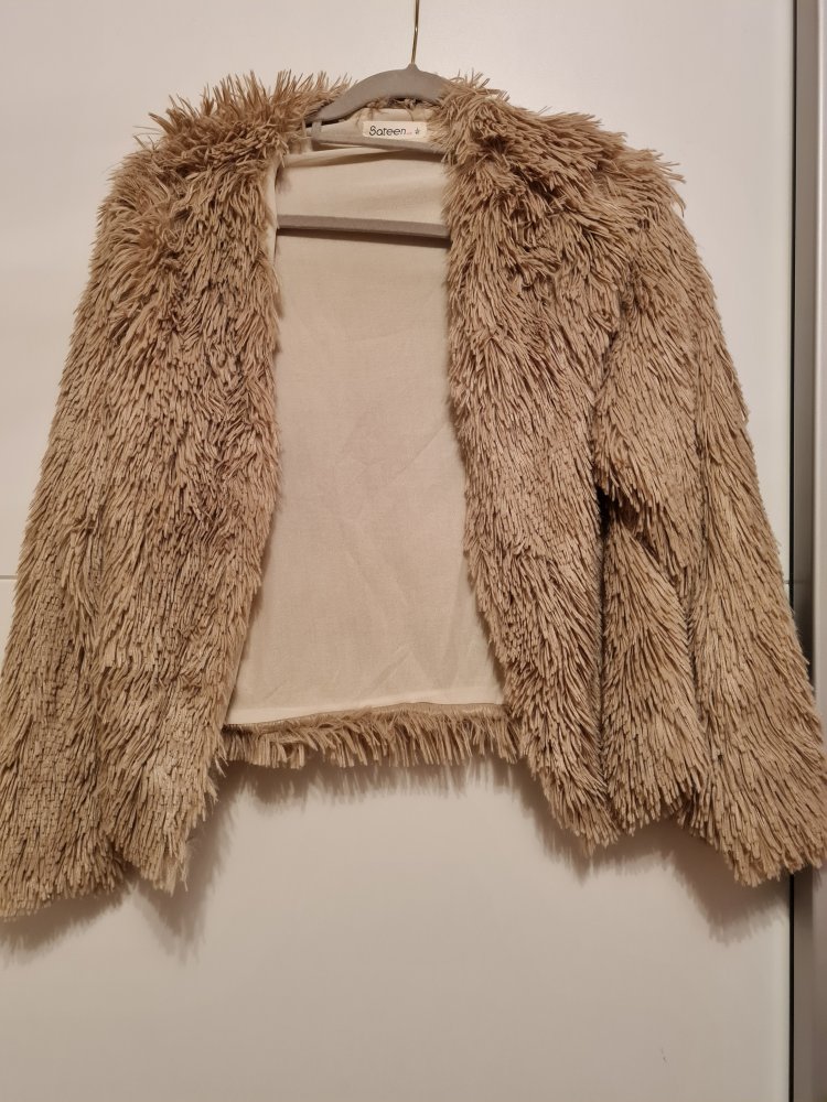 Fell Jacke