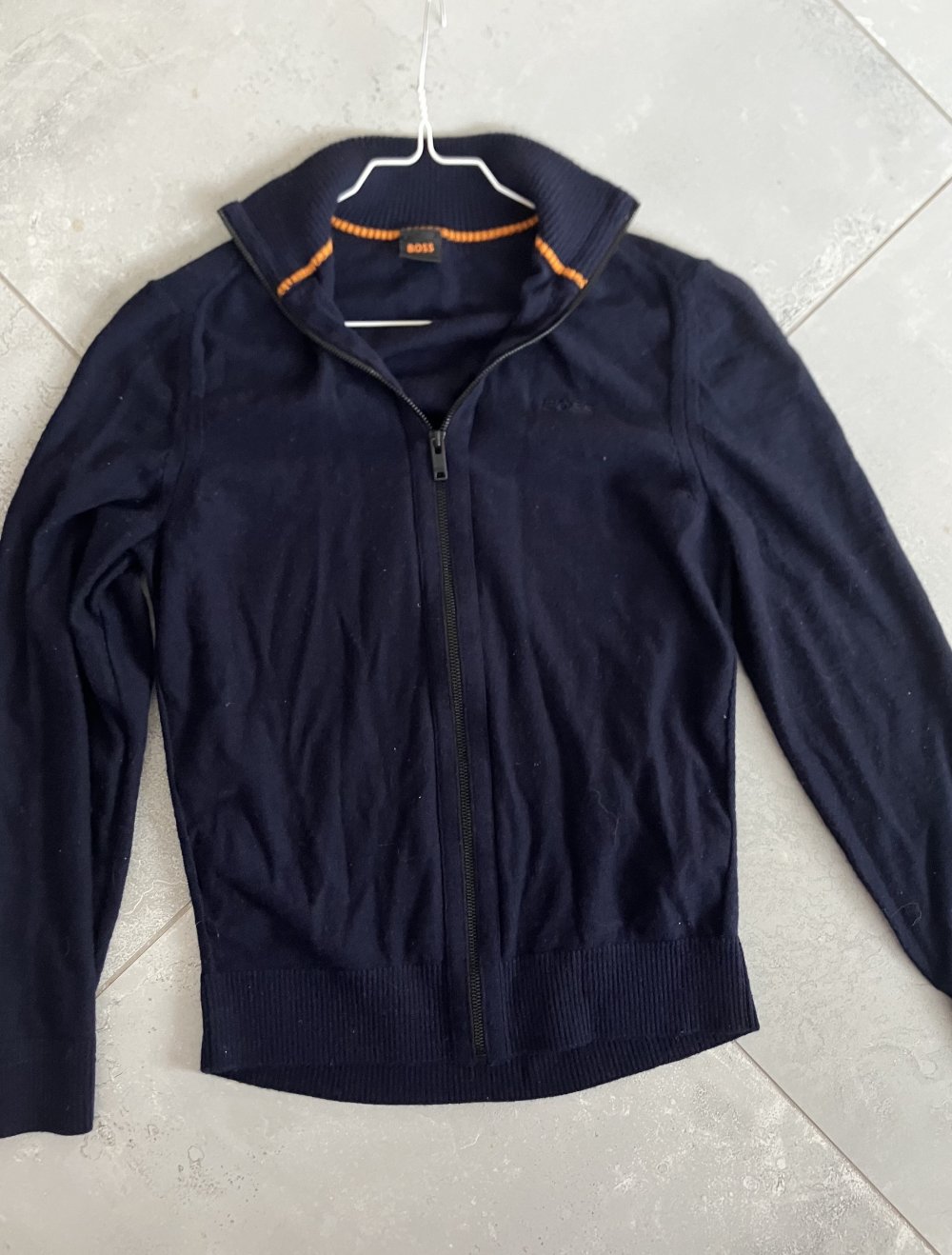Hugo Boss, Strickjacke L. Dunkelblau Schurwolle mit Reißverschluss ❤️