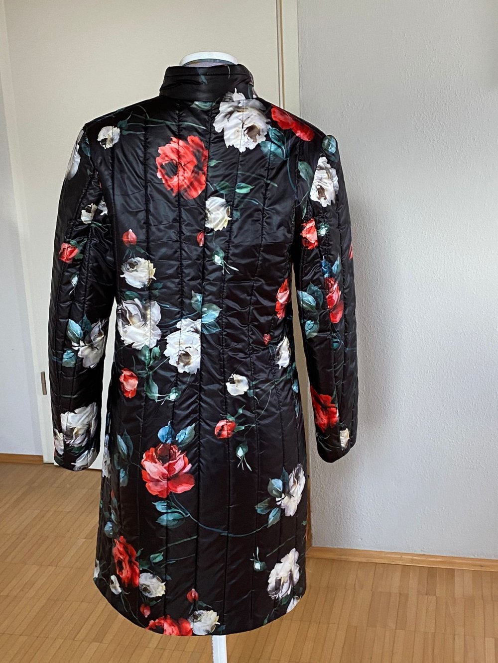 Steppmantel 34 Massanfertigung #stoff von Dolce & Gabbana