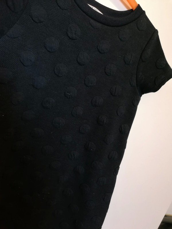 dunkelblaues Strickkleid mit Dots Gr. 122/128 H&M