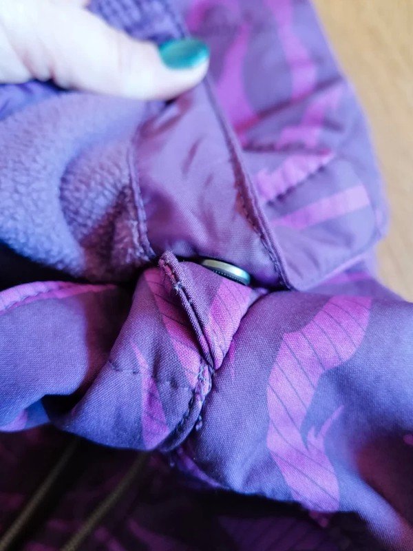 lila Softshelljacke Gr. 140 H&M