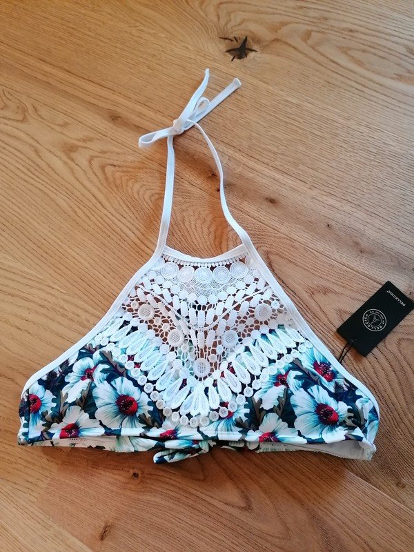 Bikini Oberteil weiß Gr. M Bademode Häkeloptik