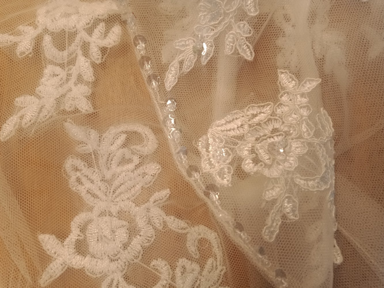 Spitzenbolero elfenbeinfarben