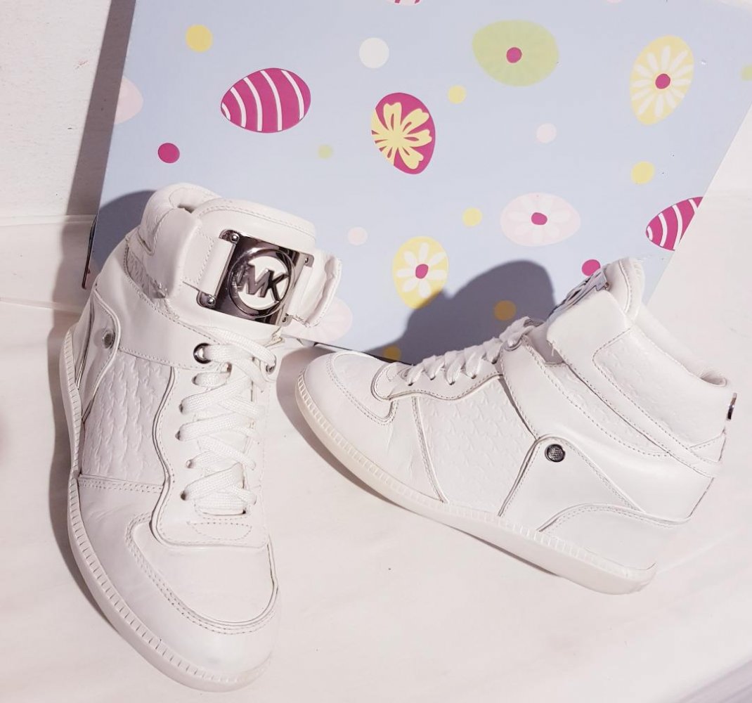 Damenschuhe MK Sneaker Gr. 36-37 weiß TOP