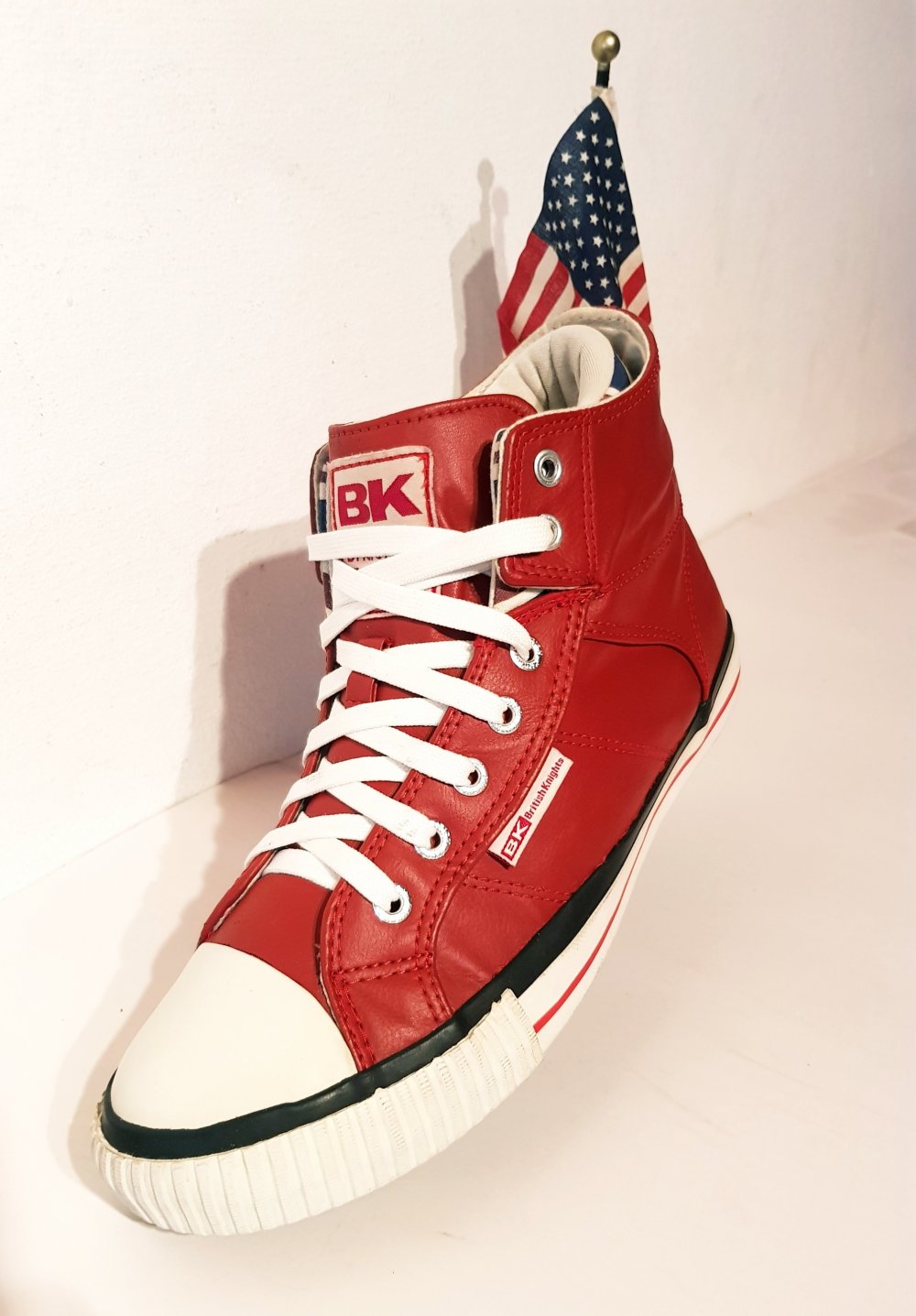 Sneakers BK Britisch Knighte England innen gefüttert Gr. 41