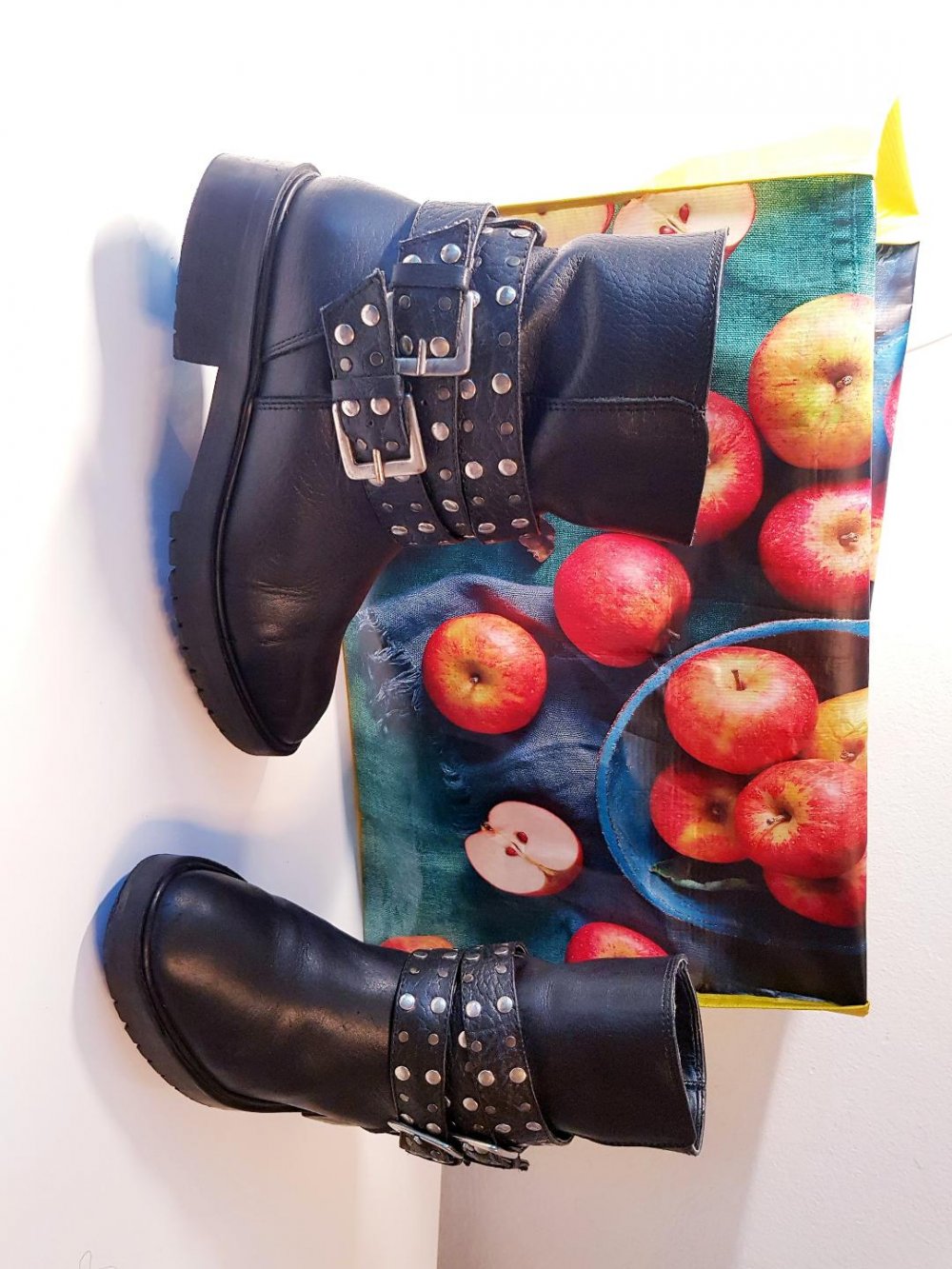 Stiefel Biker Boots Purtugal schwarz Schnallen Nieten. Gr. 37