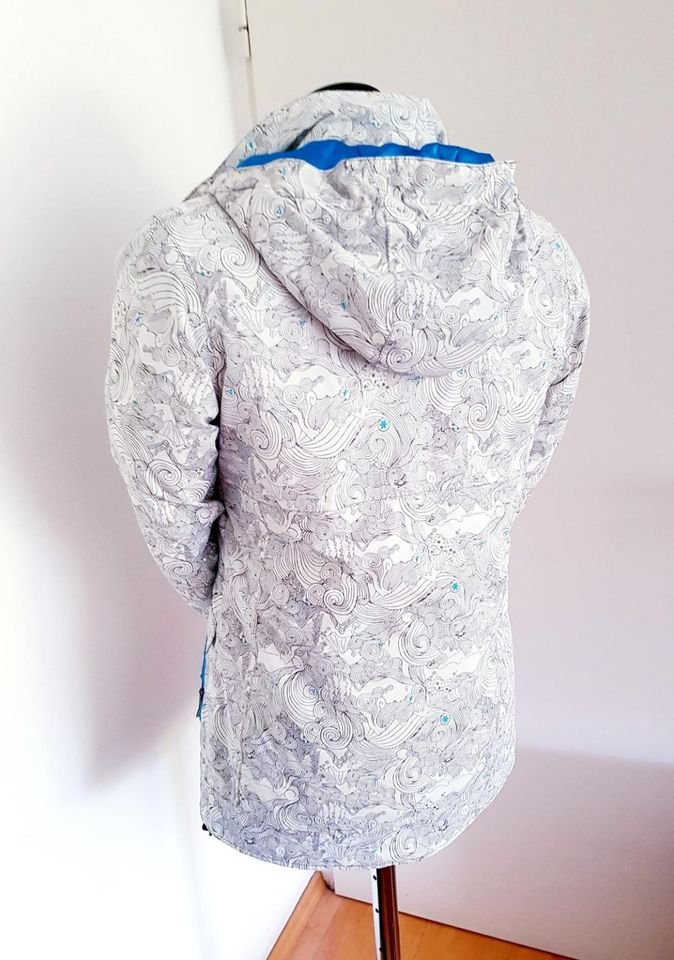 Winterjacke Gr 38 ( M) weiß m. Muster Fa. DARE-2b Neuwertieg