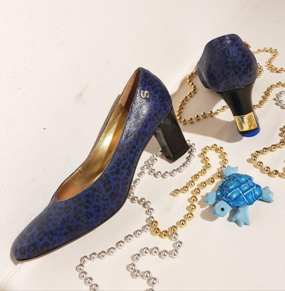 Damenschuhe blau Gr.37, Fa. SAURO / ital. / Pumps guter Zustand