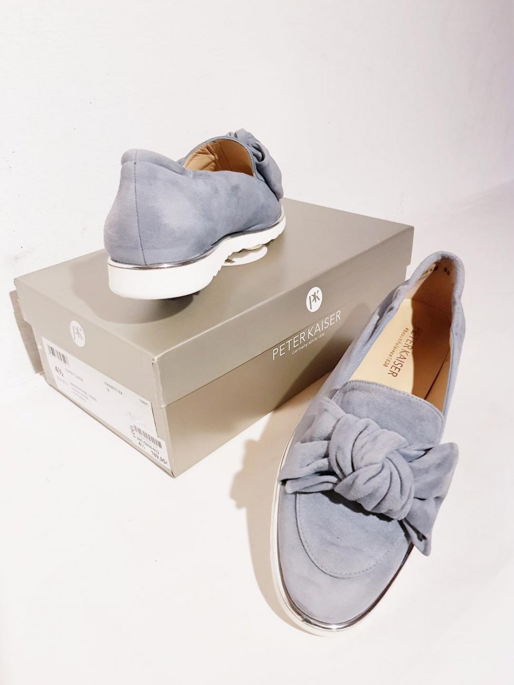 Peter Kaisers Schuhe in grau mit Schleife TOP
