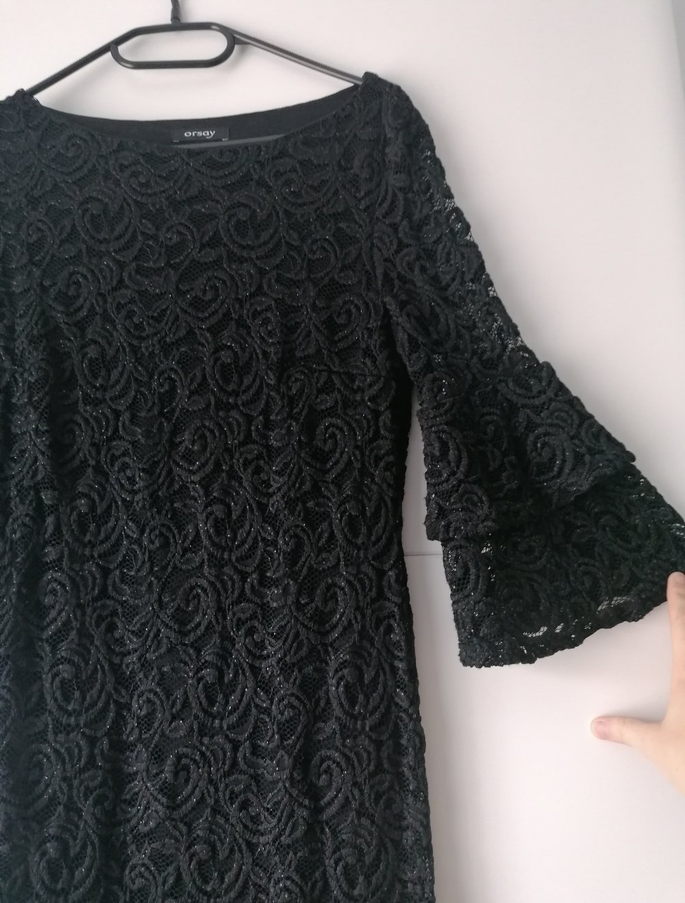 Schickes, Schwarzes Kleid mit schönen Ärmeln und Glitzer von Orsay