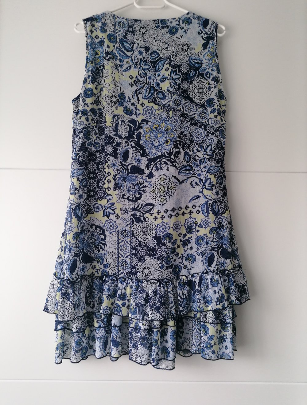Kurzes, lockeres Sommerkleid in Blau von CandA Premium