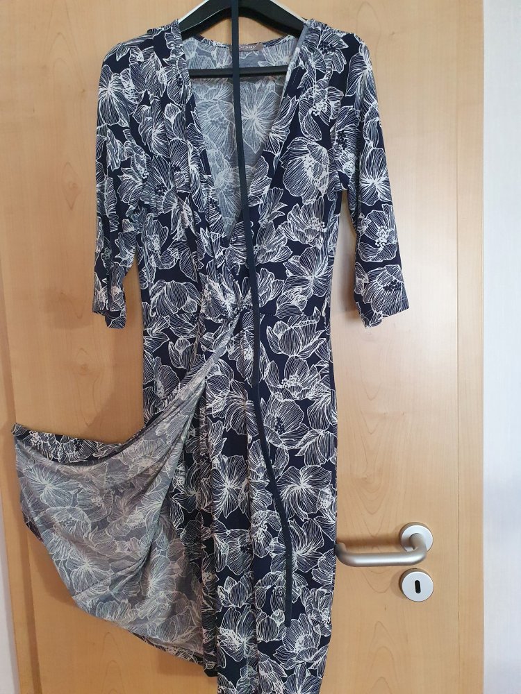 Damenkleid