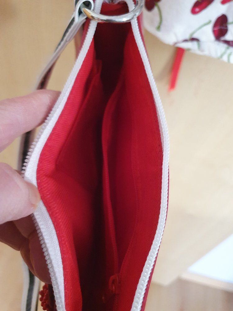 Schickes 4tlg. Rockabillykleid mit 2 versch. Petticoat und Handtasche