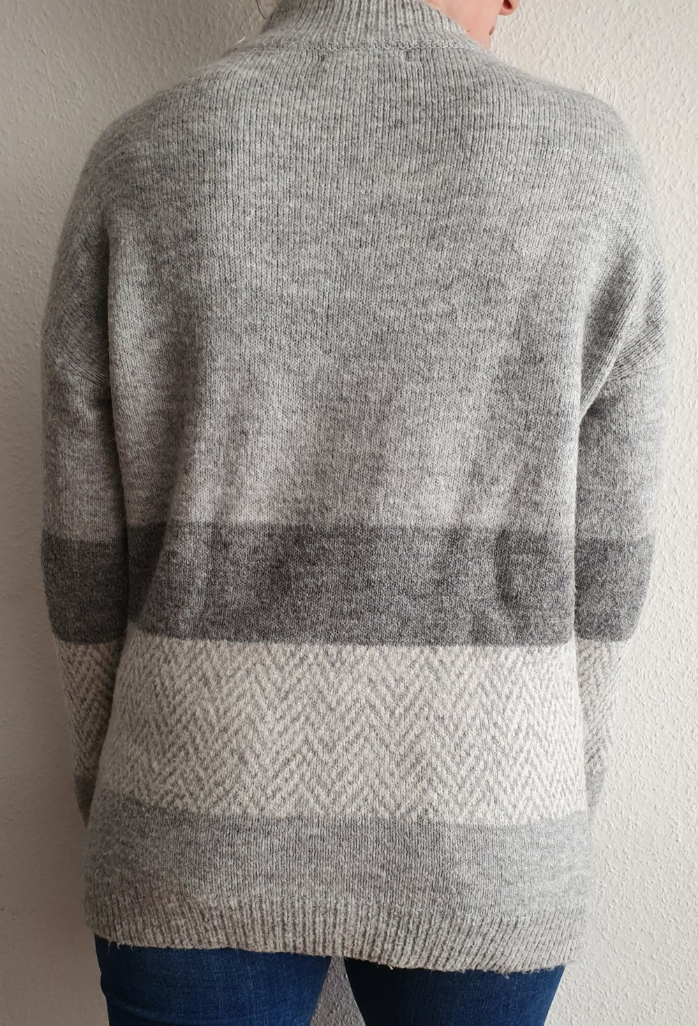 gemütlicher langer Kuschelpullover