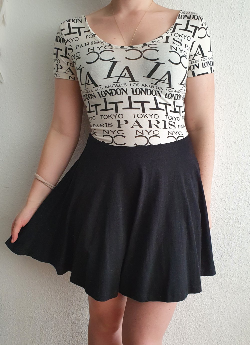 Stilvolles kurzes Kleid