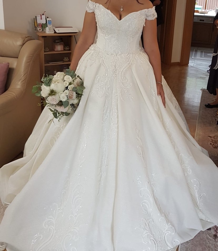 Brautkleid