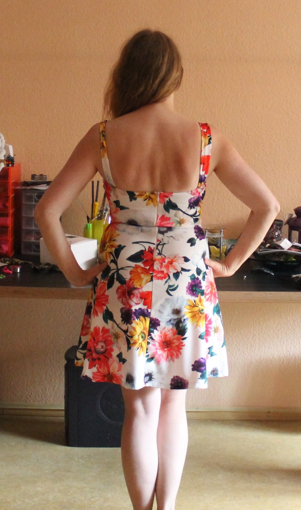 Blumenkleid mit verschiedenen Farben