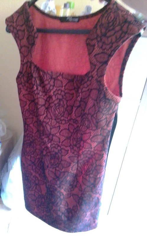 Ärmelloses Kleid