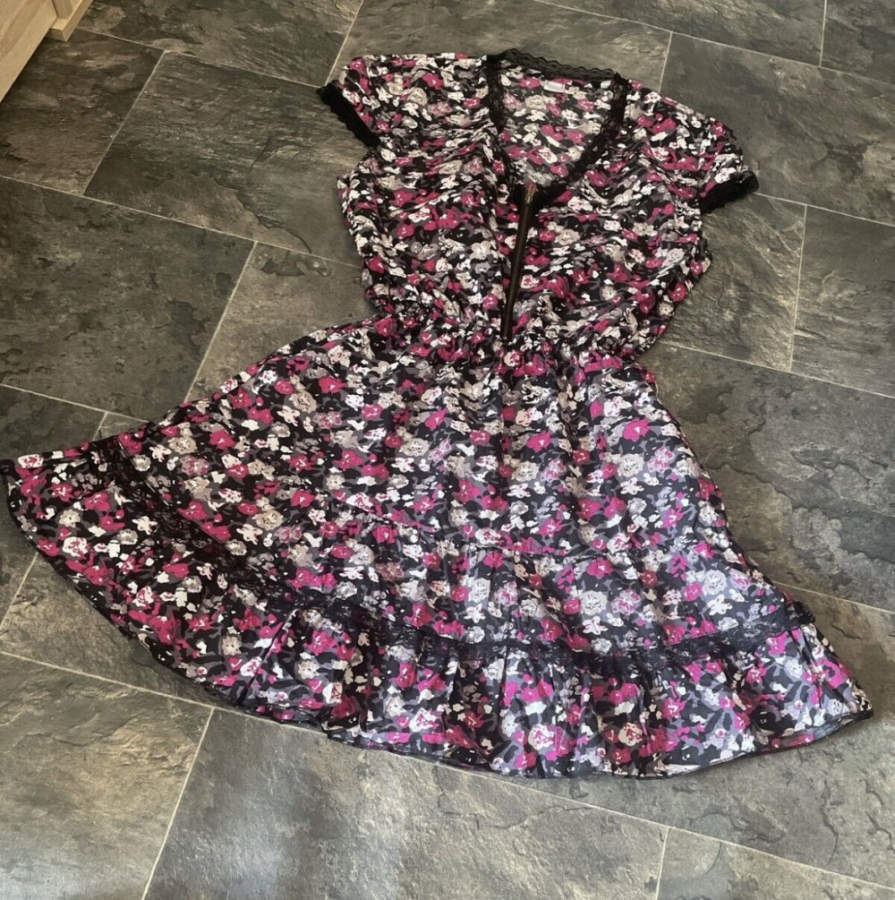 Damen Kleidchen Größe 42
