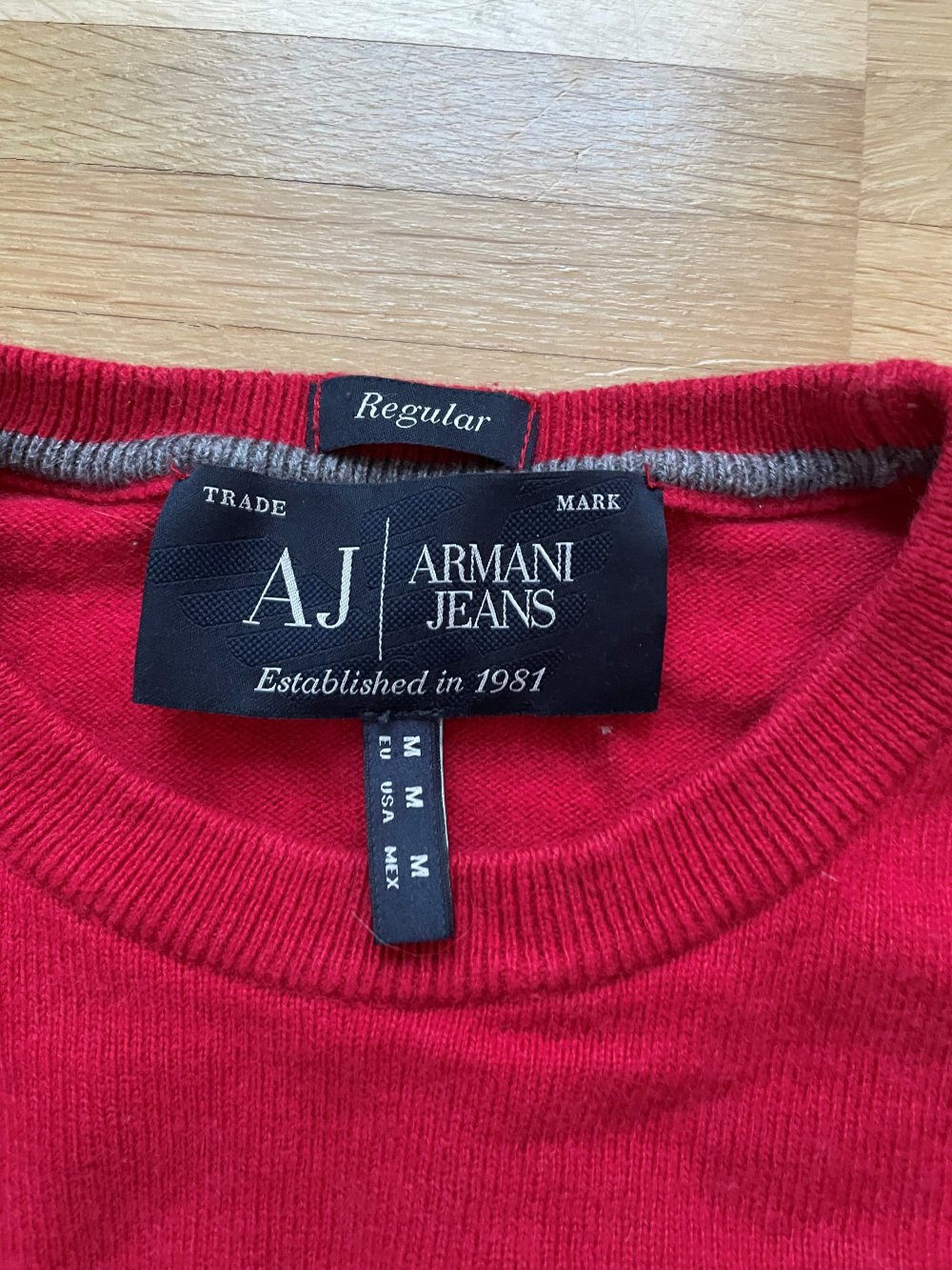 Armani Jeans GR. M / 170 neuwertig 