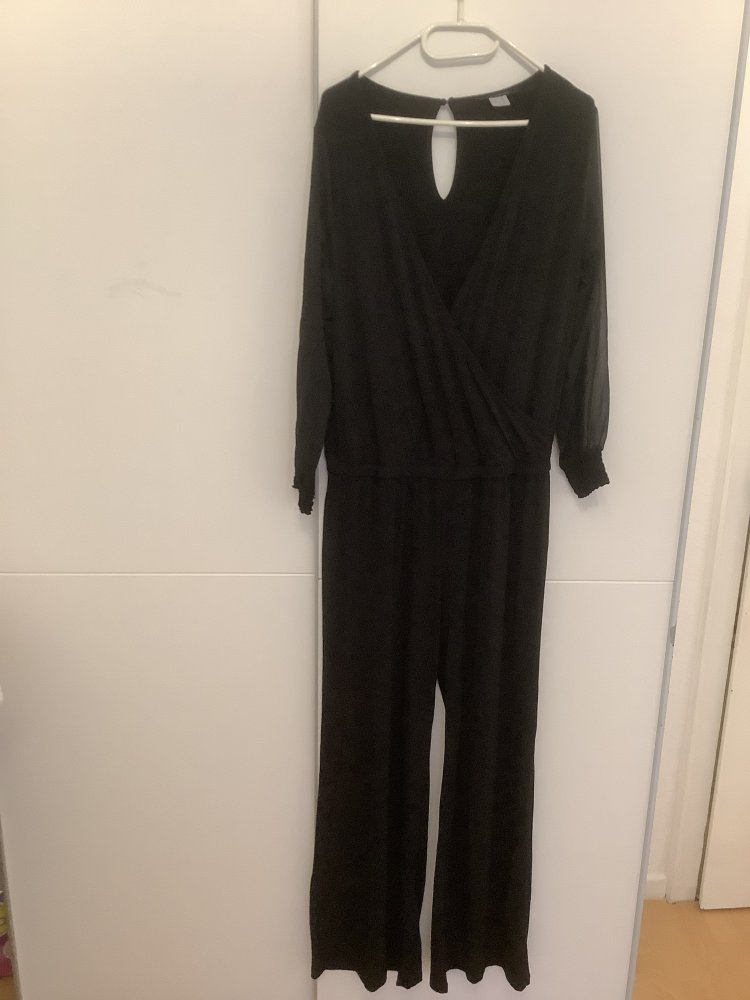 SARA LINDHOLM JUMPSUIT/OVERALL GR. 44 neu SCHWARZ