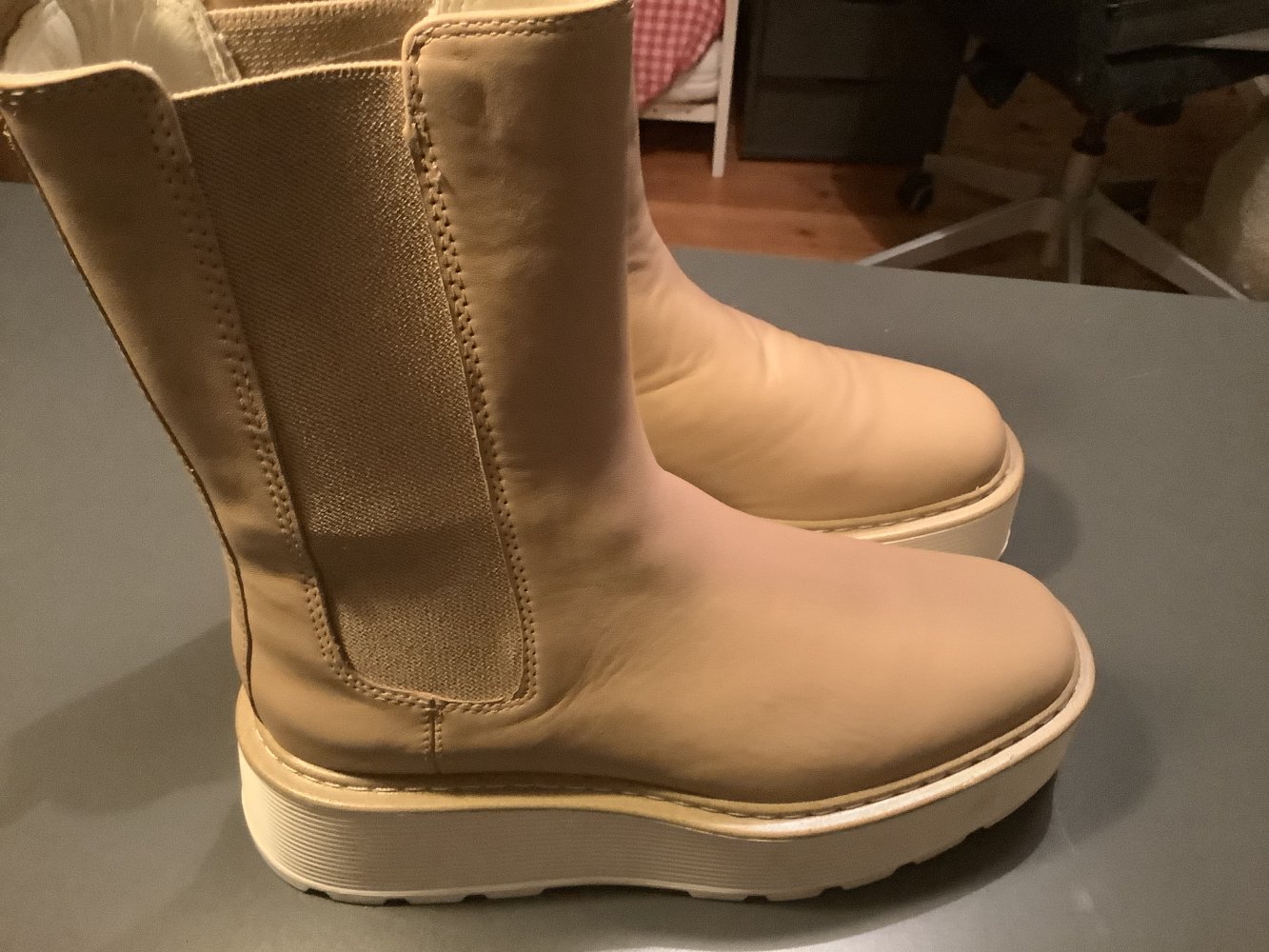 Chelseaboots/ Stiefeletten Echtleder mit Plateausohle