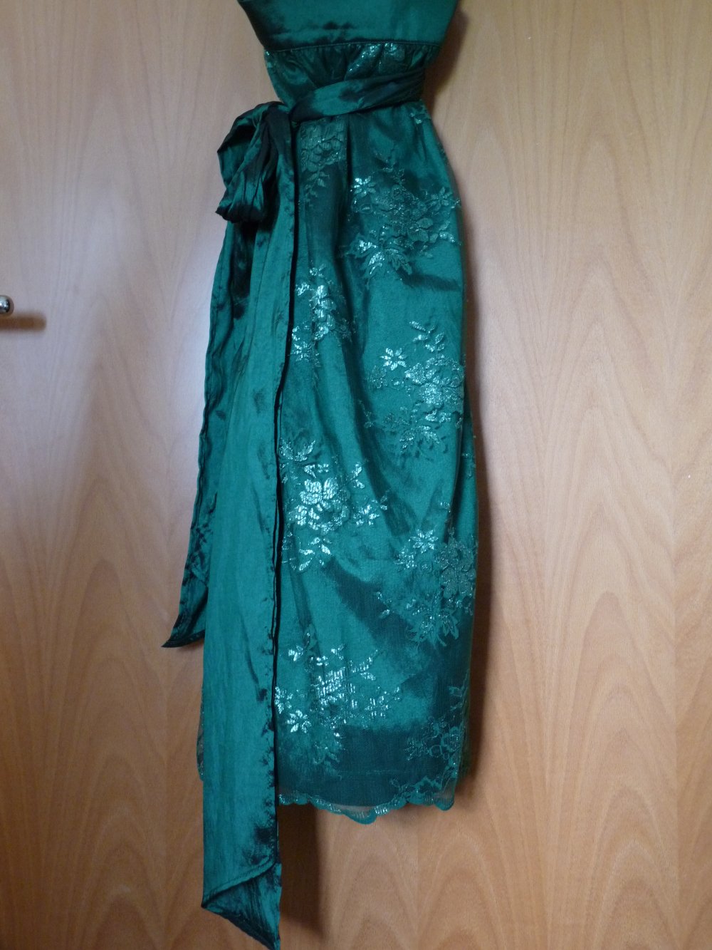 Dirndl grün knielang