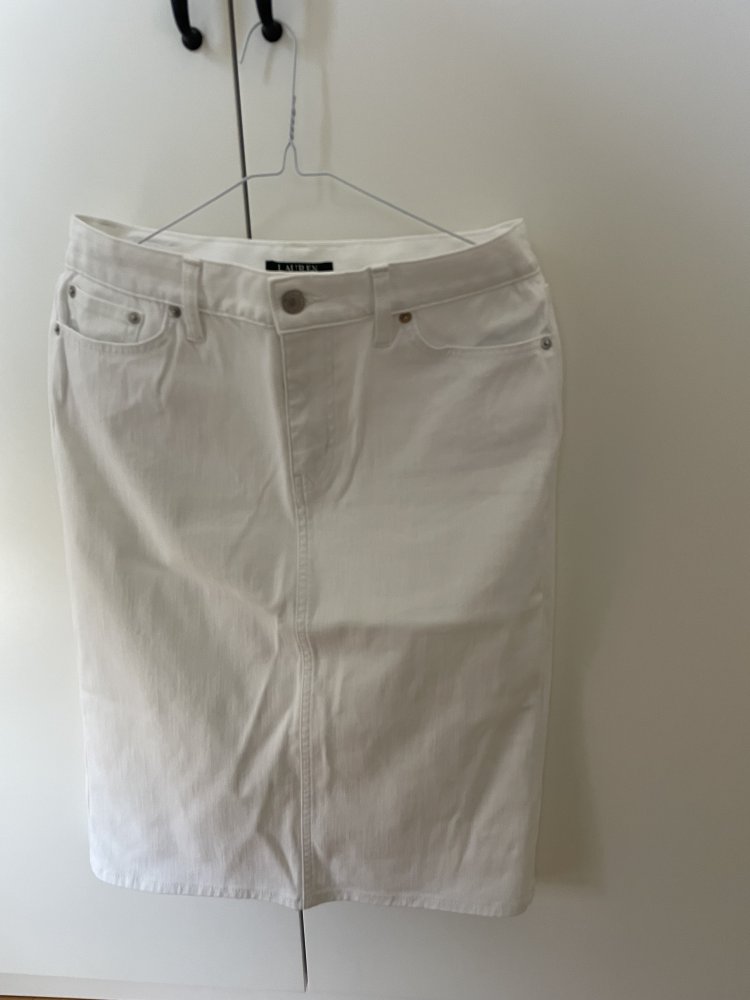 New* Ralph Lauren Knee Jeans
