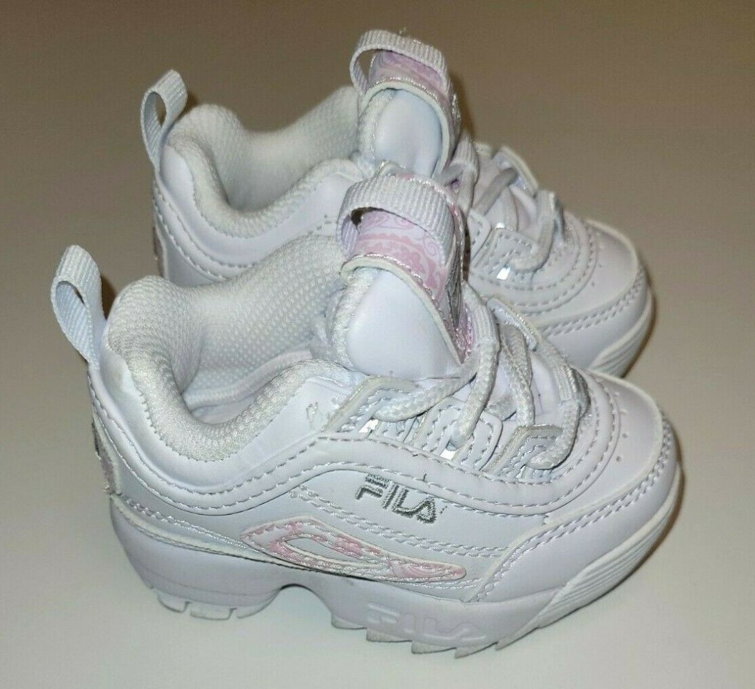 Neue Fila Mädchen Schuhe in der Größe 19