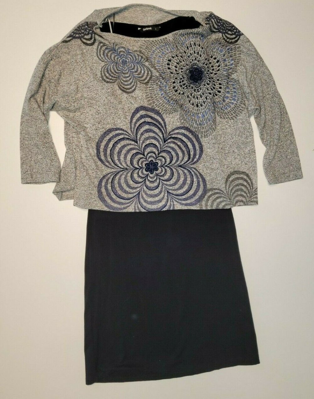 Desigual Damen Kleid in der Größe S im sehr guten Zustand