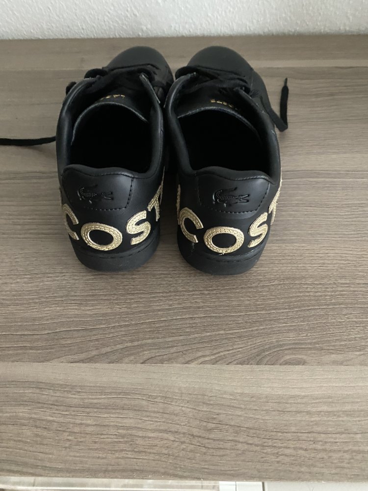 Sneaker von Lacoste