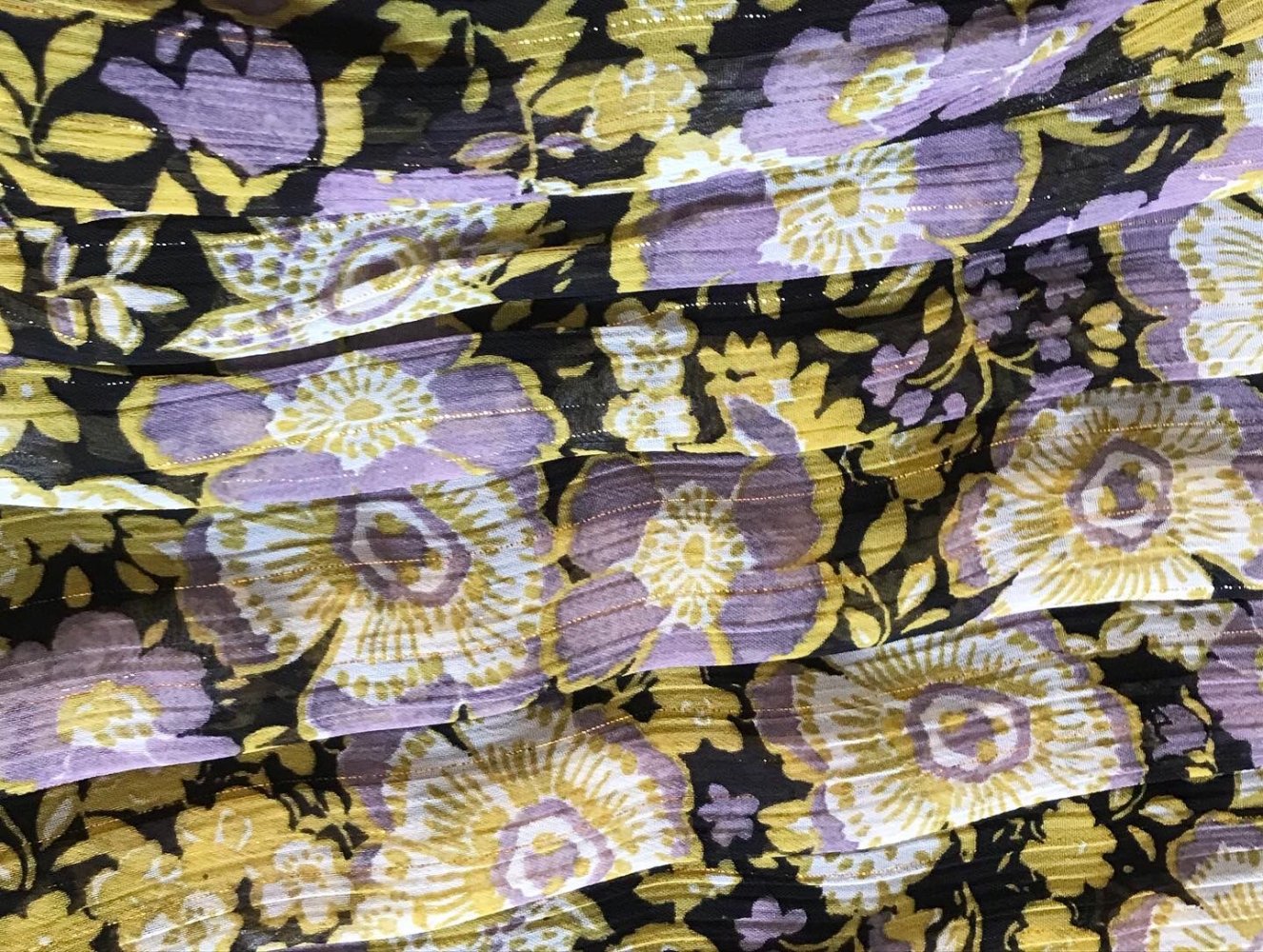 Kurzes Zara Kleid mit einem Träger