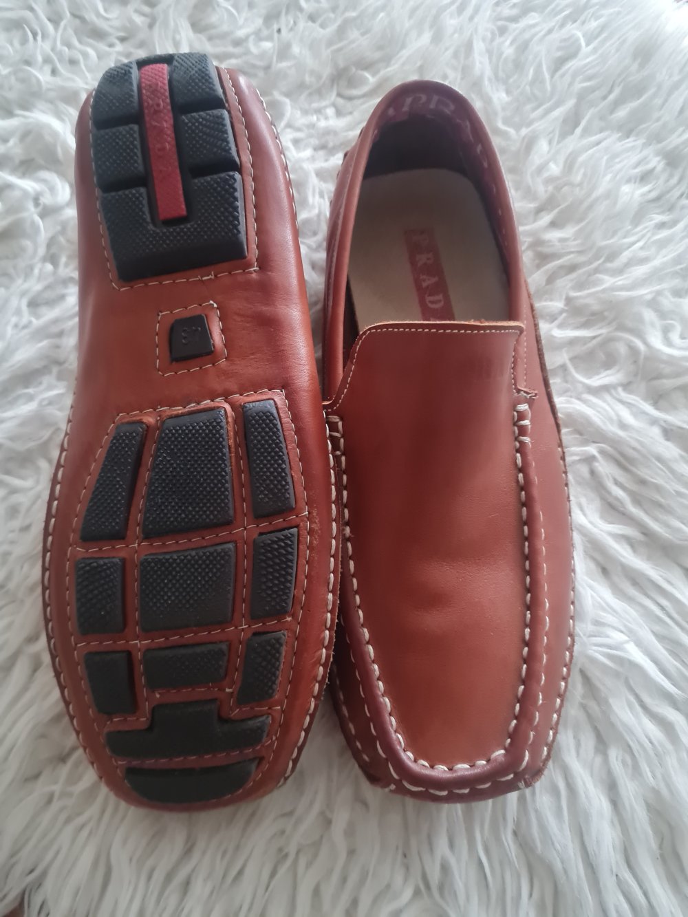 Sehr schöne Herren SChuhe von Prada Gr. 43