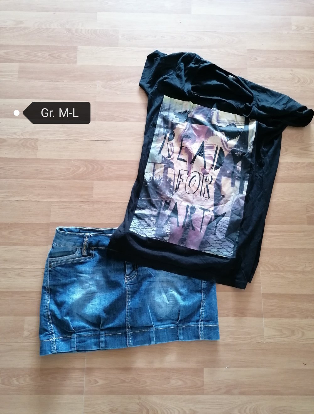 Oberteil und Rock