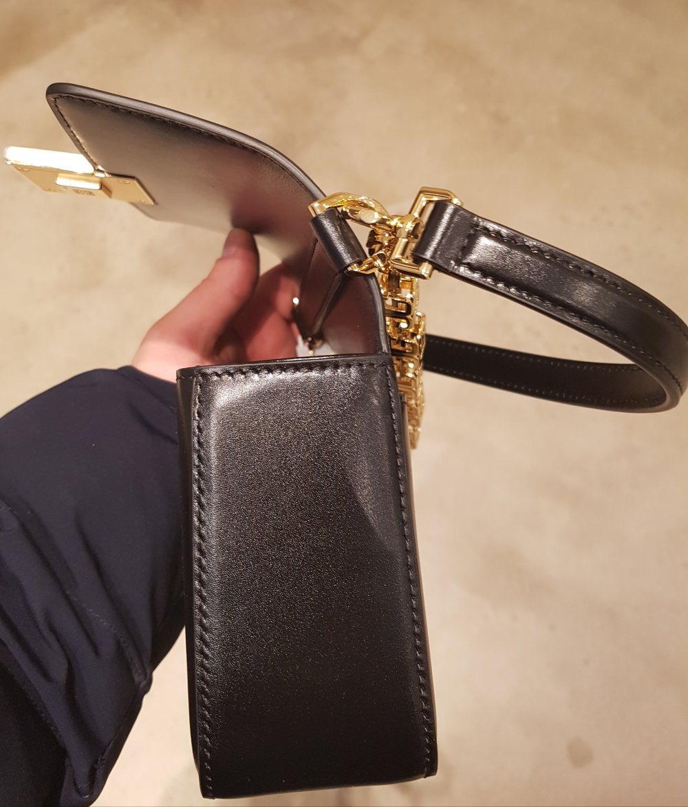 GIVENCHY 4G Small Handtasche 100% kalbsleder, schwarz