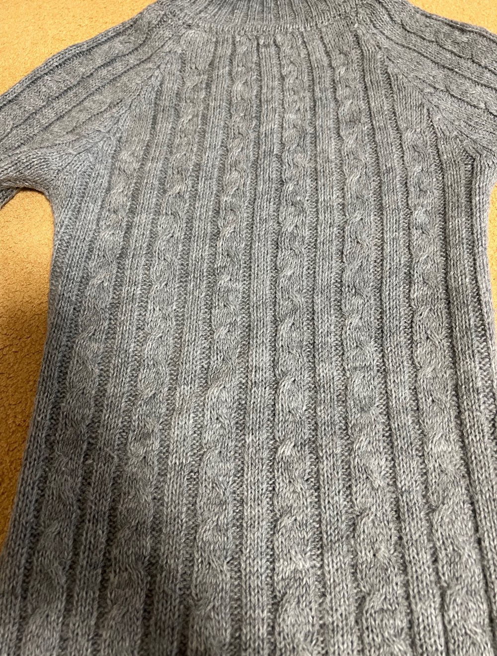 gestricktes Kleid