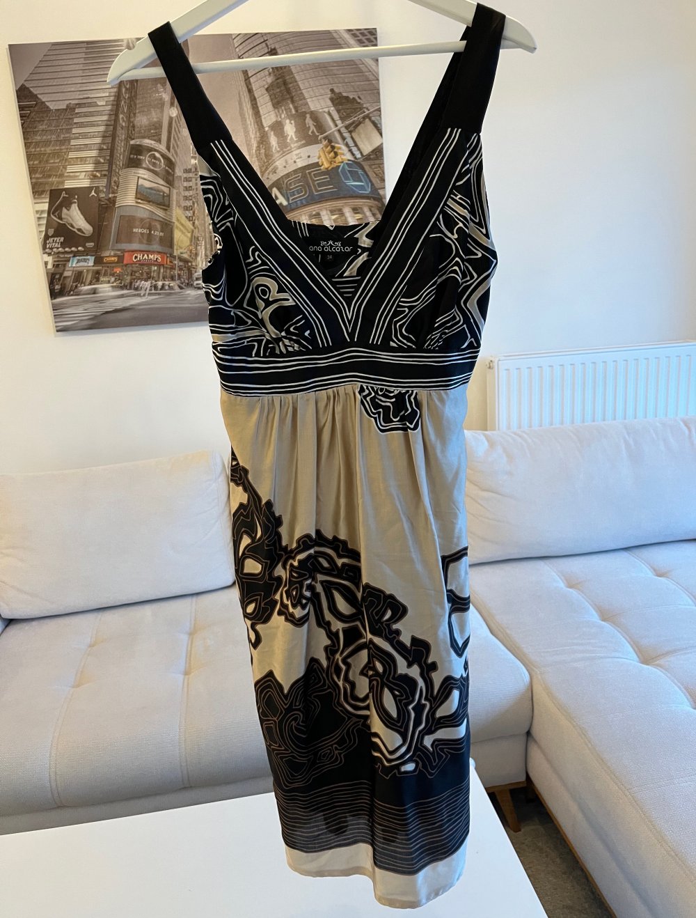 Ana Alcazar Kleid