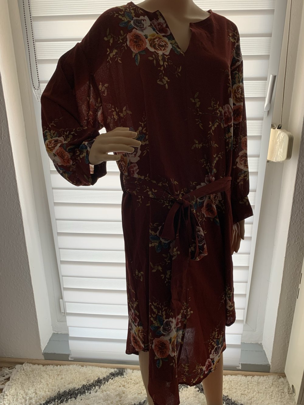 Kleid mit Blumen | SHEIN? | Gr. 1XL / Gr. 46