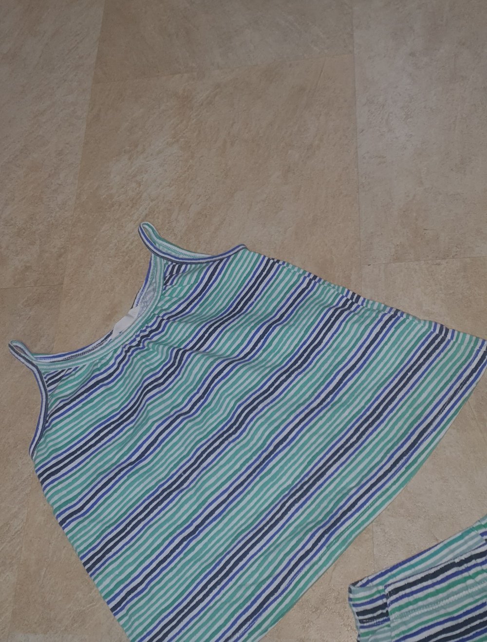 2 teiliges Sommer Set shorts mit Träger top  Gr 110/116