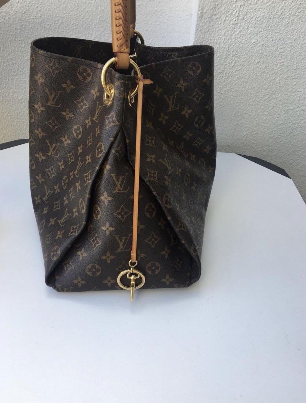 Louis Vuitton Artsy