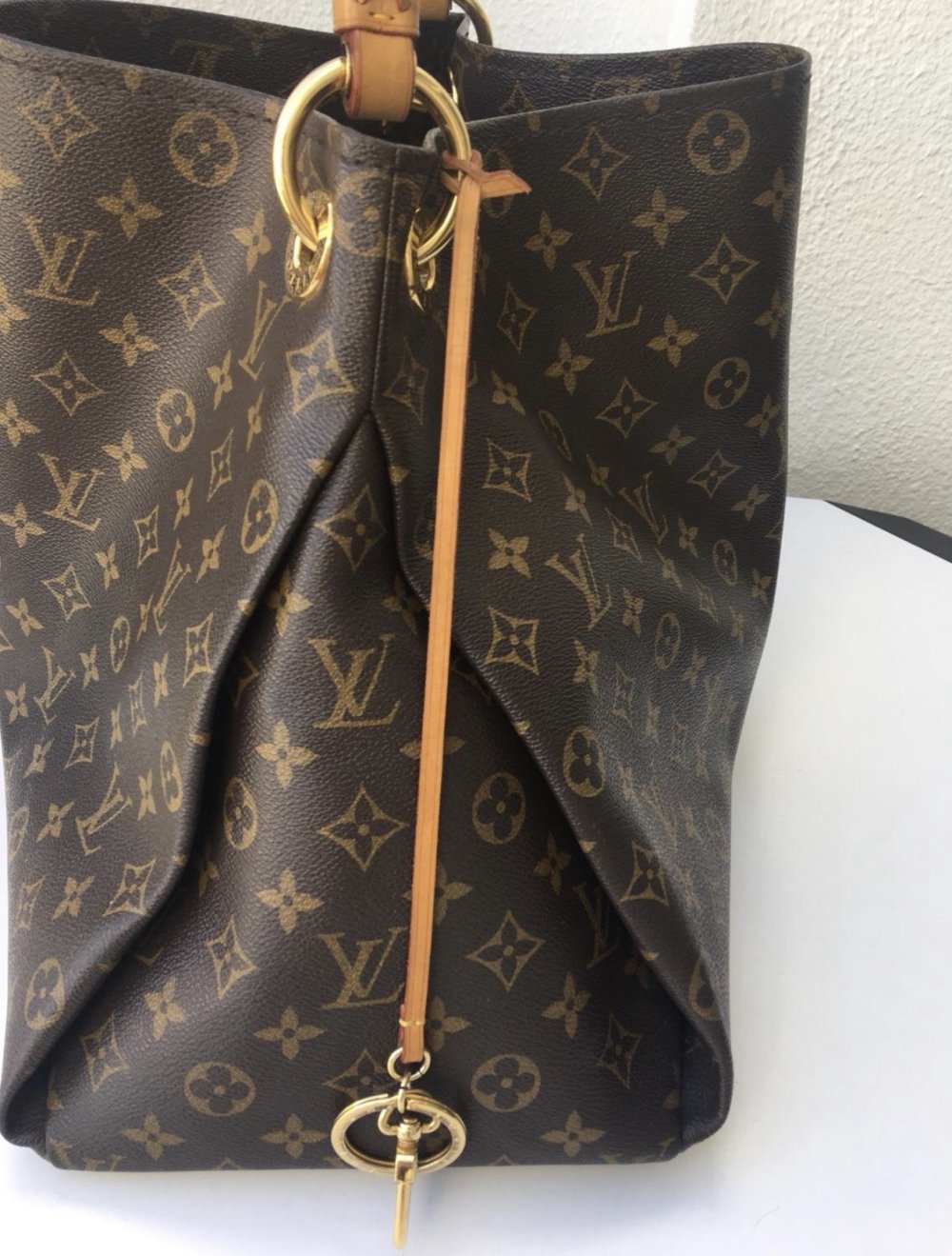 Louis Vuitton Artsy