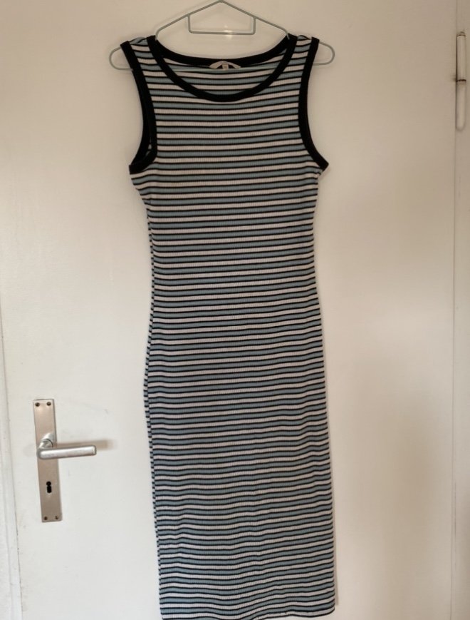 Kleid