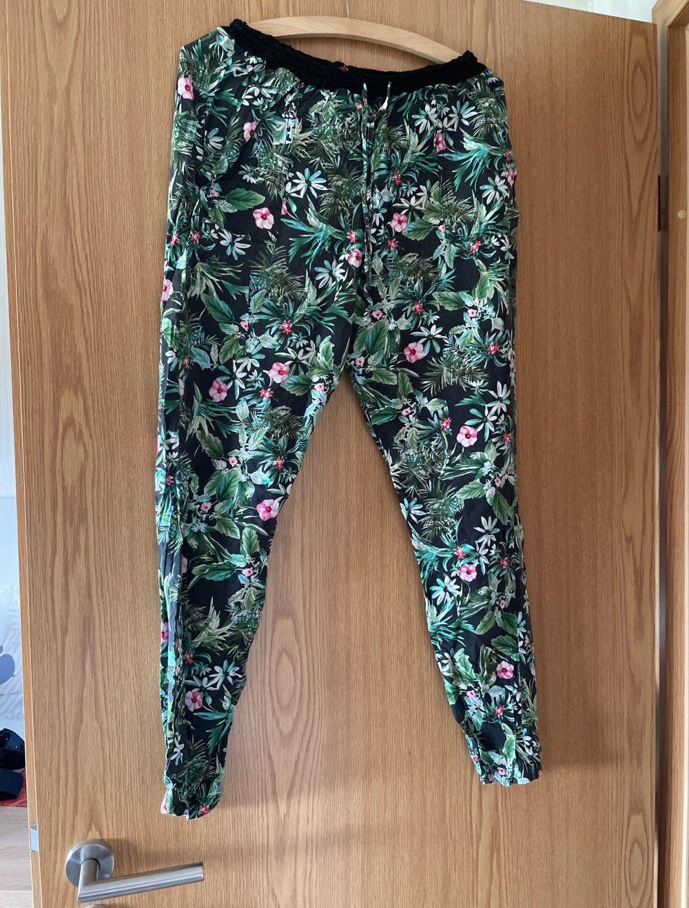schöne leichte Hose