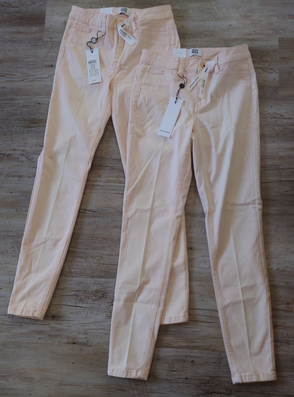 2 Hosen Gr. 26/34