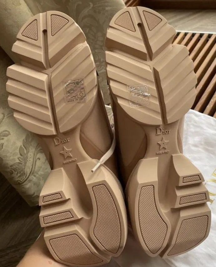 Dior Couture D-connect